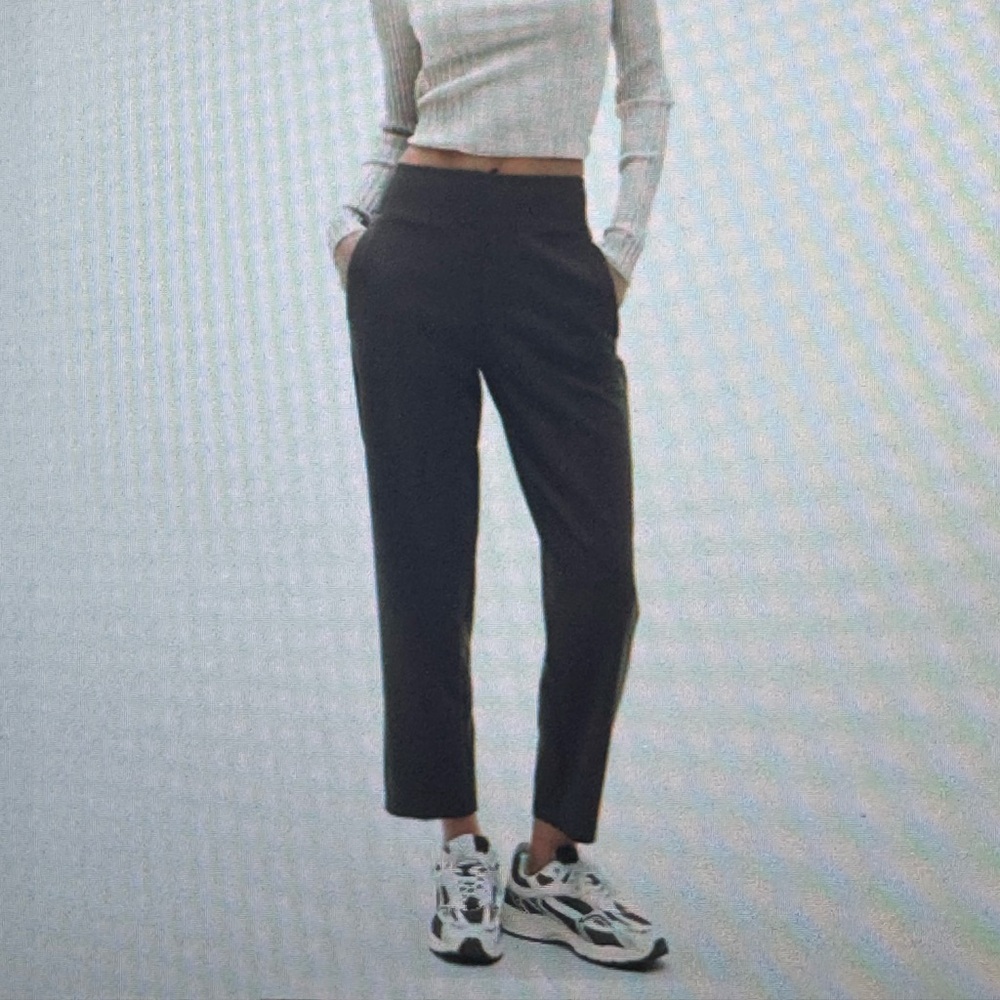 Athleta Endless Pant Truffle 10